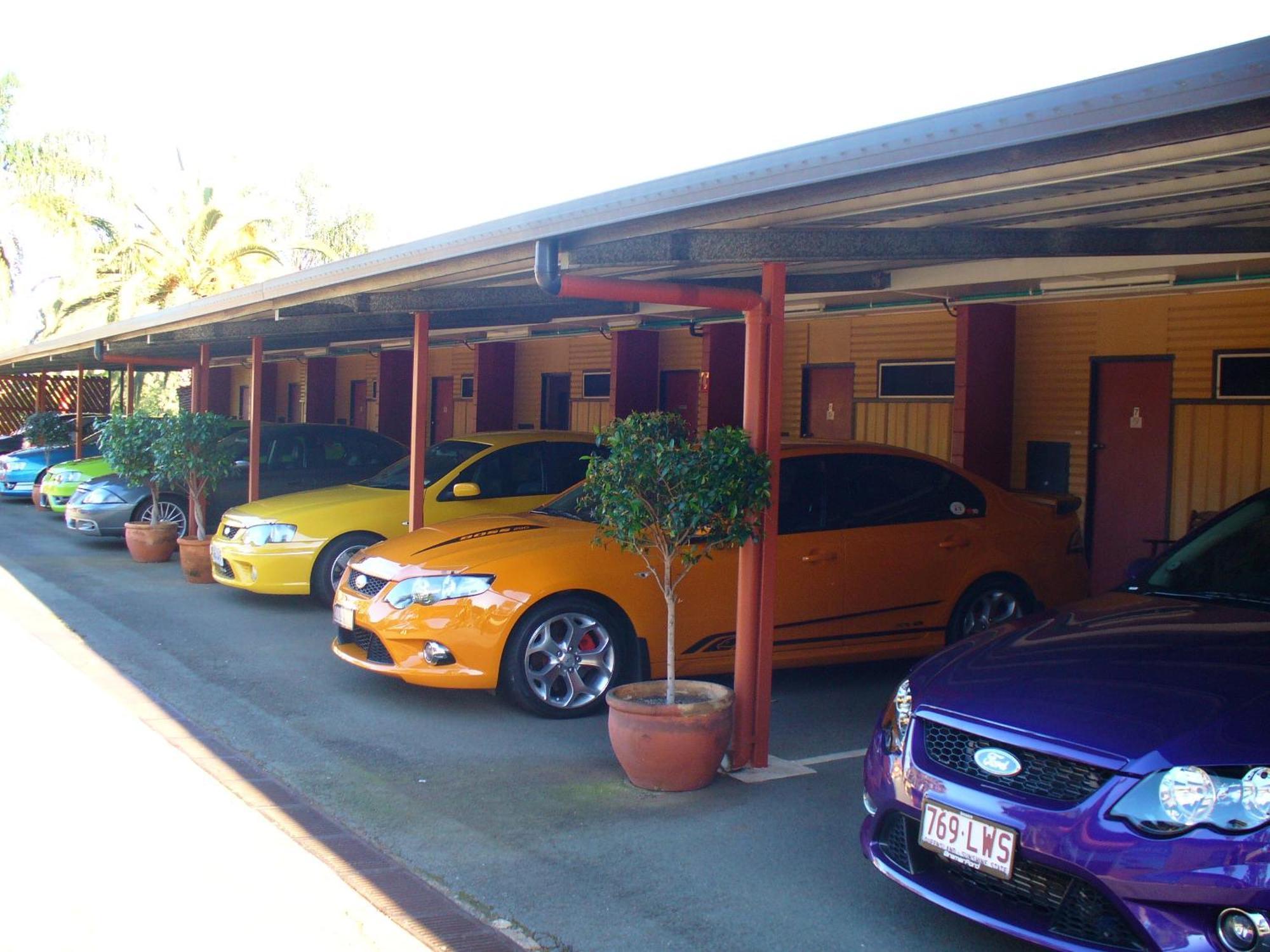 Motel Oasis Kingaroy Εξωτερικό φωτογραφία