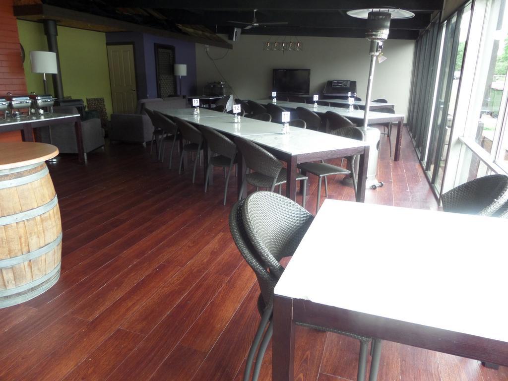 Motel Oasis Kingaroy Εξωτερικό φωτογραφία