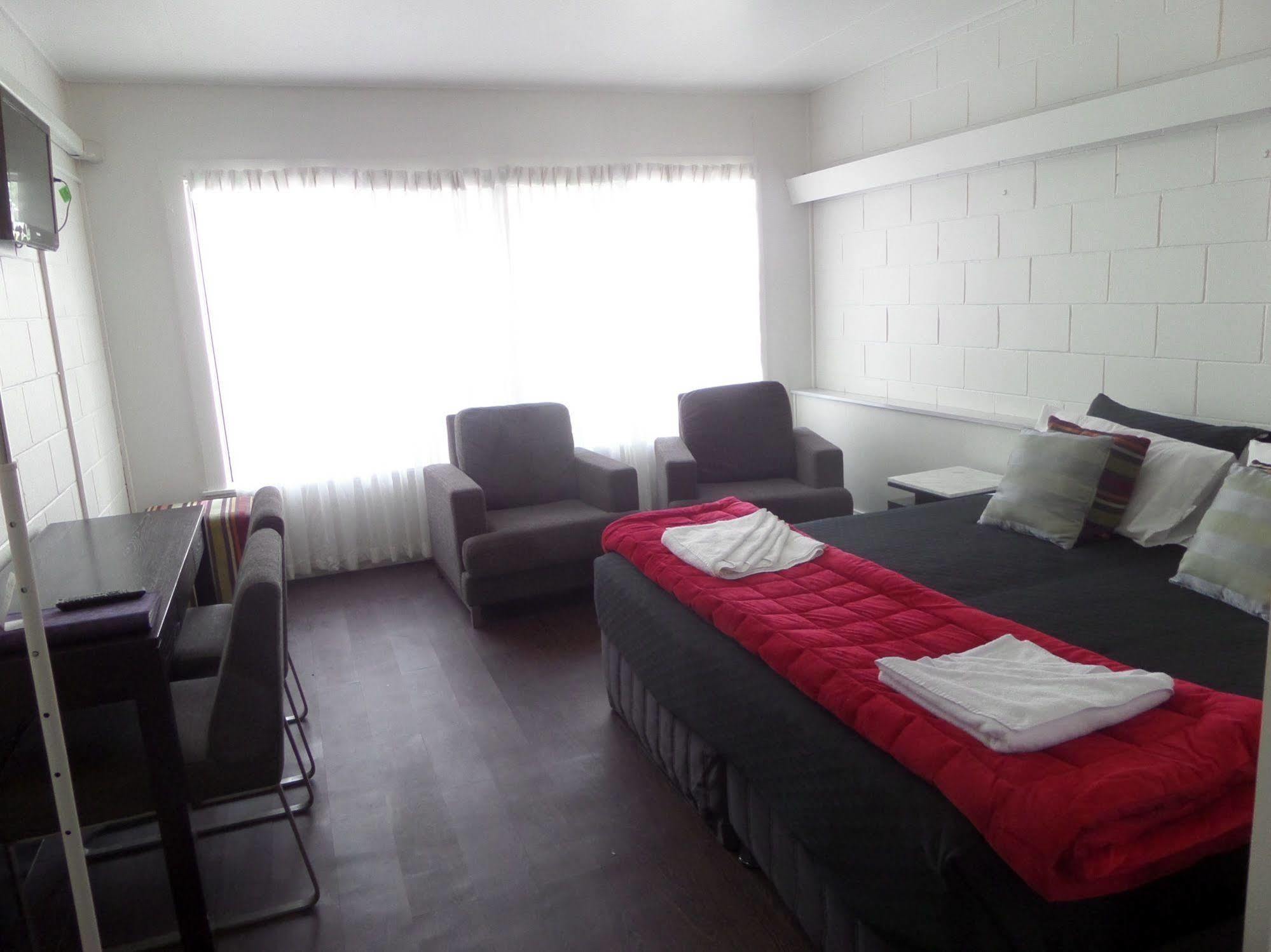 Motel Oasis Kingaroy Εξωτερικό φωτογραφία