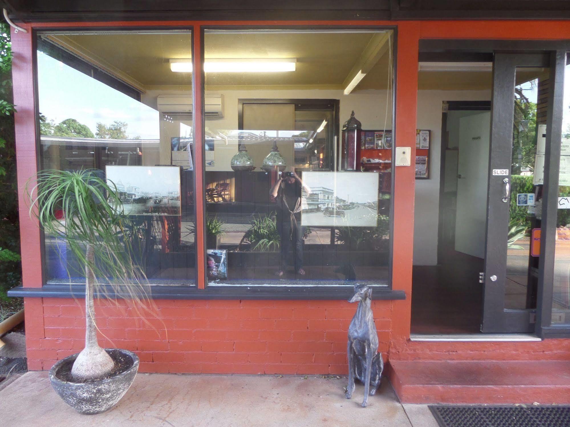 Motel Oasis Kingaroy Εξωτερικό φωτογραφία