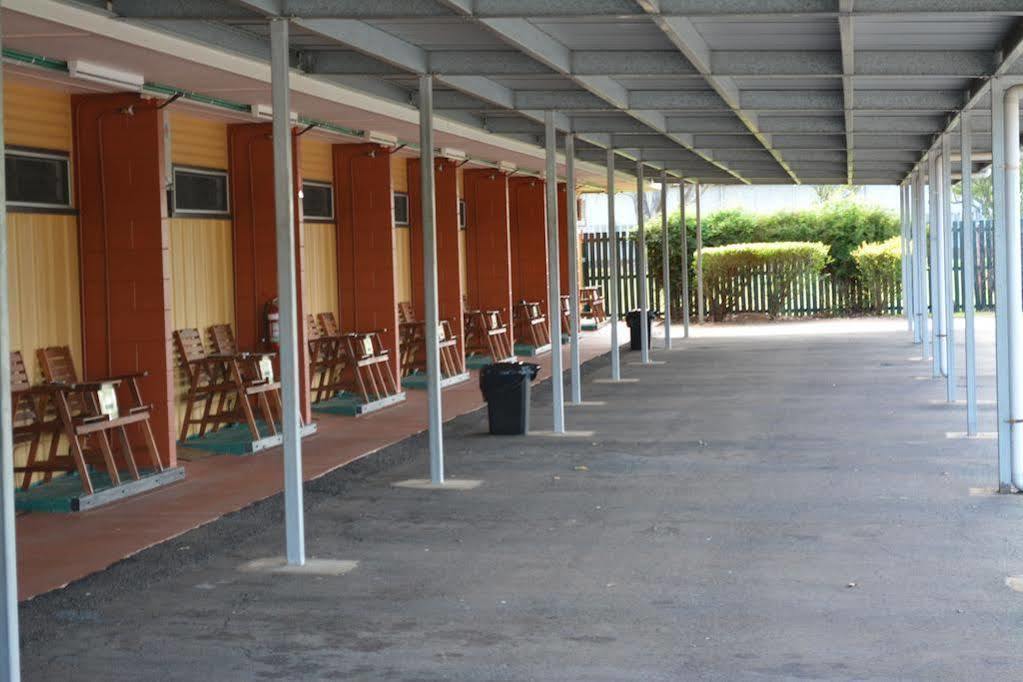 Motel Oasis Kingaroy Εξωτερικό φωτογραφία